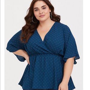 Torrid georgette blouse 💙💗
